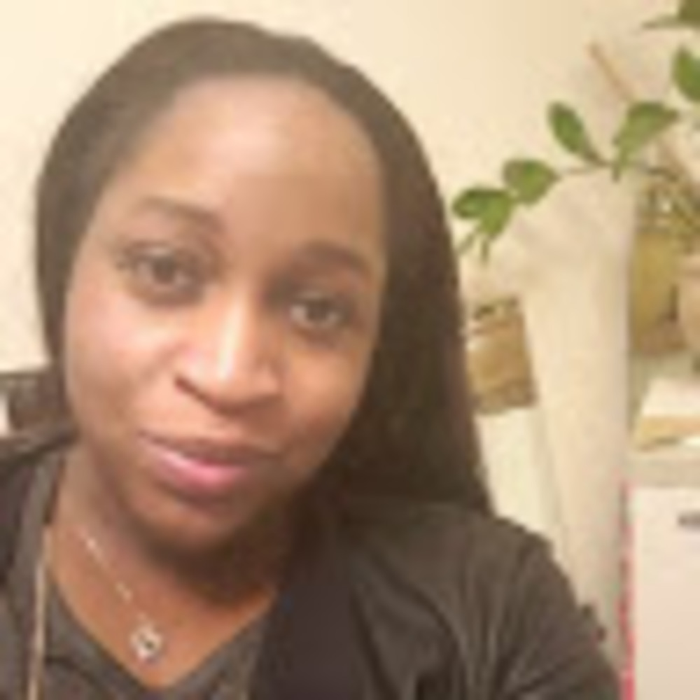 Meet your Posher, Nadia